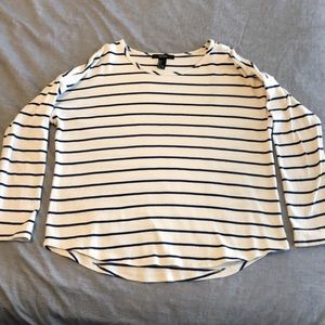 White and navy striped thick top
